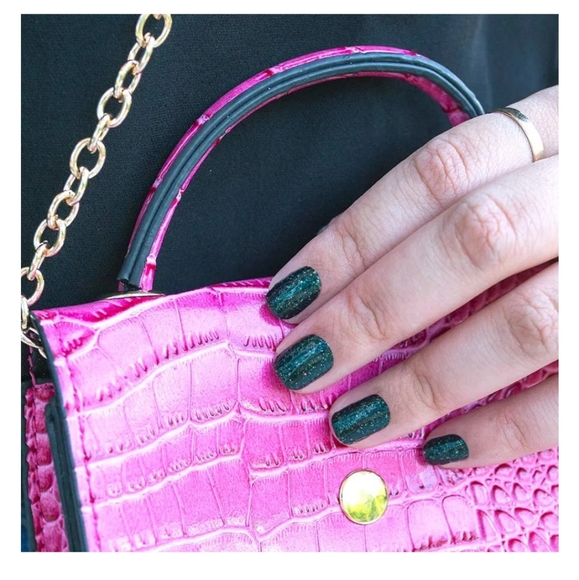 Color Street: Scot Topic - Picture 4 of 6